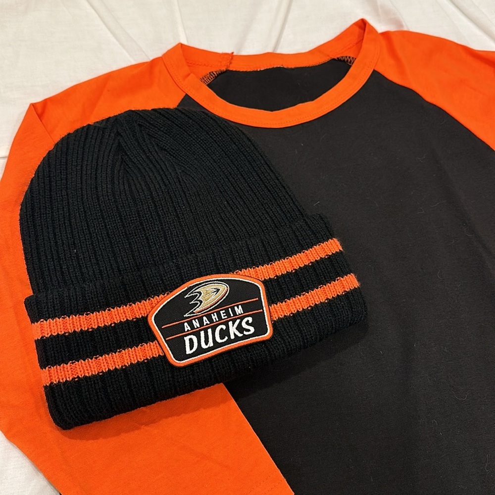 Anaheim Ducks Hockey Beanie and Orange Black Baseball Tee